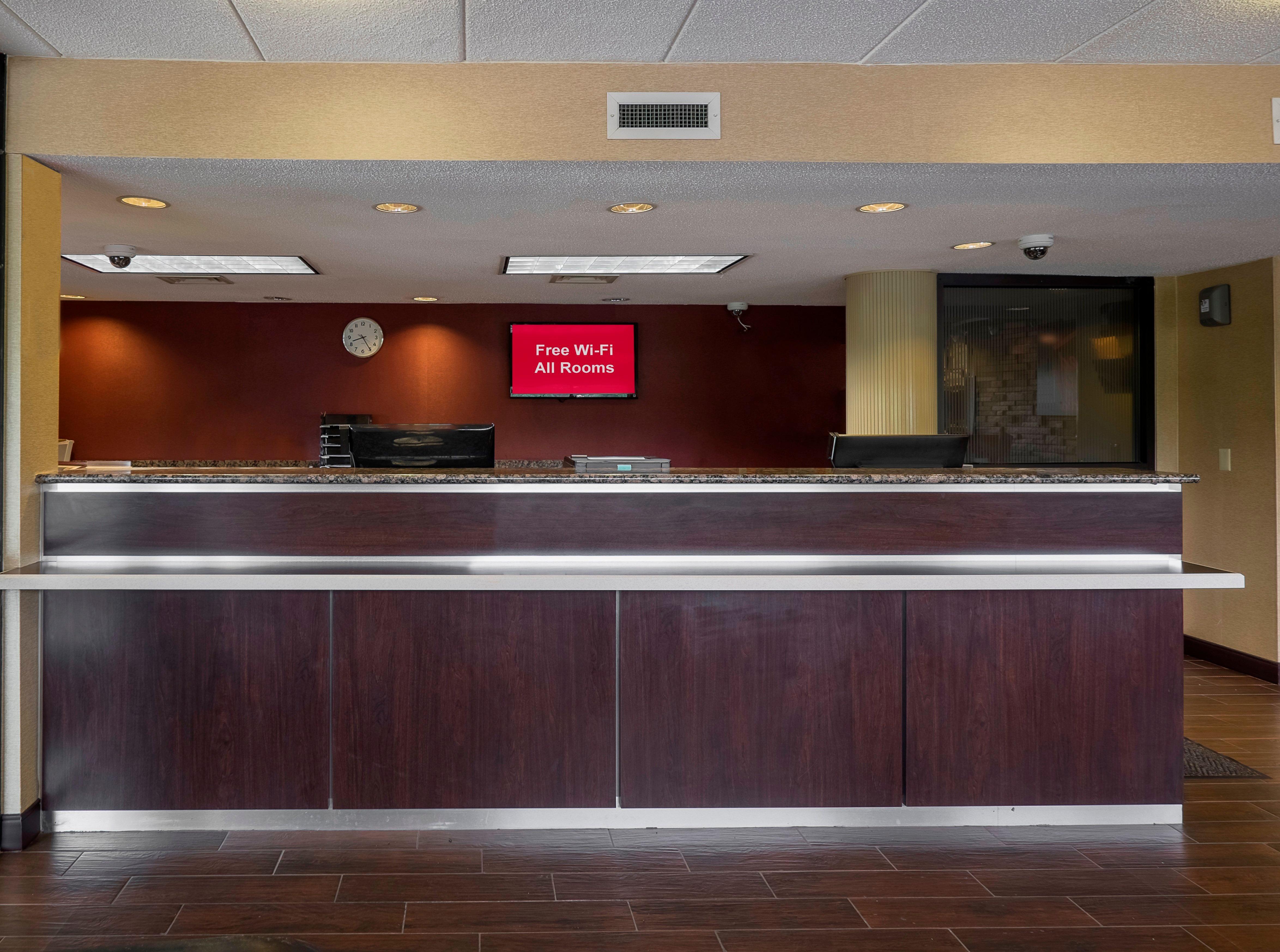 Red Roof Inn Edison Bagian luar foto