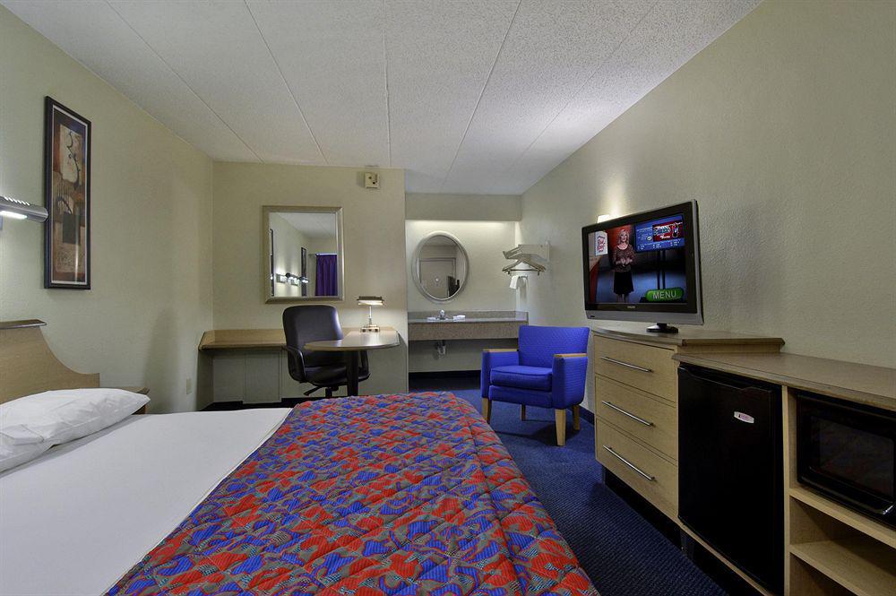 Red Roof Inn Edison Ruang foto